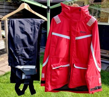 Als nieuw Musto BR2 offshore zeilpak (vrouw) beschikbaar voor biedingen