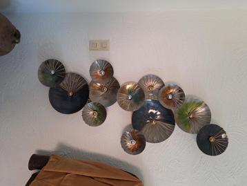 Metalen wanddecoratie  beschikbaar voor biedingen