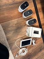Arlo Essential camera’s (3x) + solar panel (2x), Ophalen of Verzenden, Zo goed als nieuw