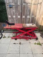 Motor/scooterbrug, Motoren, Ophalen