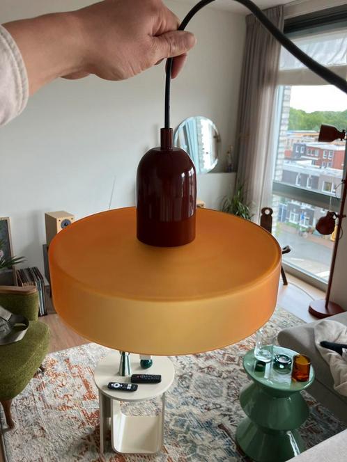 Bauhaus stijl tafellamp (geel/bordeaux rood), Huis en Inrichting, Lampen | Tafellampen, Nieuw, Minder dan 50 cm, Glas, Ophalen of Verzenden