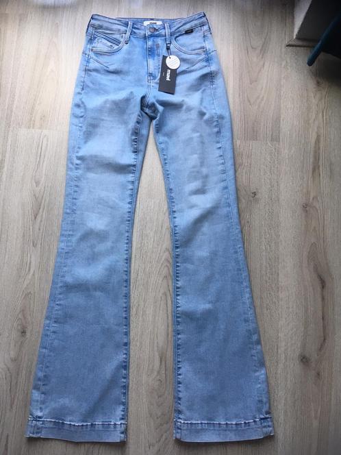 Mavi Samara Flared jeans lengte 36!!, Kleding | Dames, Spijkerbroeken en Jeans, Nieuw, W27 (confectie 34) of kleiner, Blauw, Ophalen of Verzenden