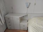 Wit 2 pers bed 200x160 cm elektr lattenbodems en ombouw, Ophalen, Gebruikt, Tweepersoons, Vintage, neutraal