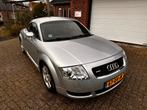Audi TT 1.8 5V Turbo Quattro 180 pk 2000 Grijs, Auto's, Audi, TT, Zwart, 4 cilinders, Handgeschakeld