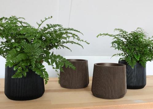 Strak en duurzaam: modern bloempotje, Tuin en Terras, Bloempotten, Nieuw, Aardewerk, Minder dan 25 cm, Rond, Ophalen of Verzenden