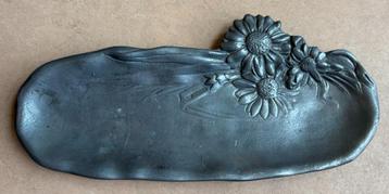 Pennenbakje / vide poche, tin, Jugendstil / Art Nouveau beschikbaar voor biedingen