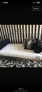 Metalen meisjesbed met lattenbodem, Huis en Inrichting, Gebruikt, 90 cm, Eenpersoons, Ophalen of Verzenden