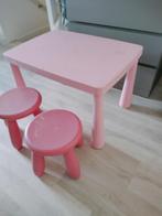 Knutsel tafel plus 2 krukjes, Kinderen en Baby's, Kinderkamer | Tafels en Stoelen, Ophalen of Verzenden, Tafel(s) en Stoel(en)