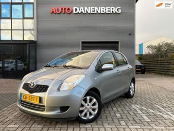 Toyota Yaris 1.3 VVTi Sol MMT AUTOMAAT APK beschikbaar voor biedingen