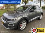 Volkswagen T-Roc 2.0 TSI 4Motion Sport I Panodak I Camera LE, Auto's, Stof, Gebruikt, Zwart, 1984 cc
