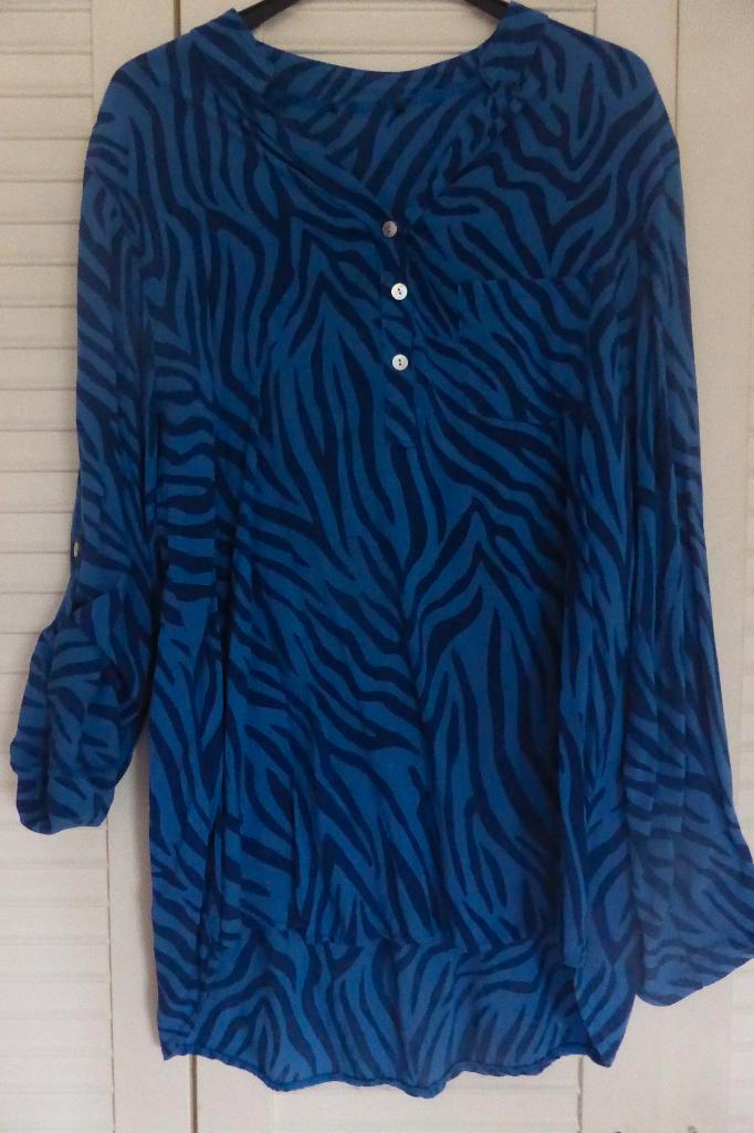 Vlotte tuniek, Kleding | Dames, Blouses en Tunieken, Zo goed als nieuw, Maat 42/44 (L), Blauw, Ophalen of Verzenden