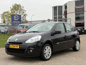 Renault CLIO 1.2 Collection / CarPlay / beschikbaar voor biedingen