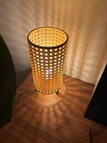 Lamp beschikbaar voor biedingen