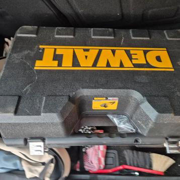 powerflex model 56v DCG460NK
dewalt slijptol beschikbaar voor biedingen