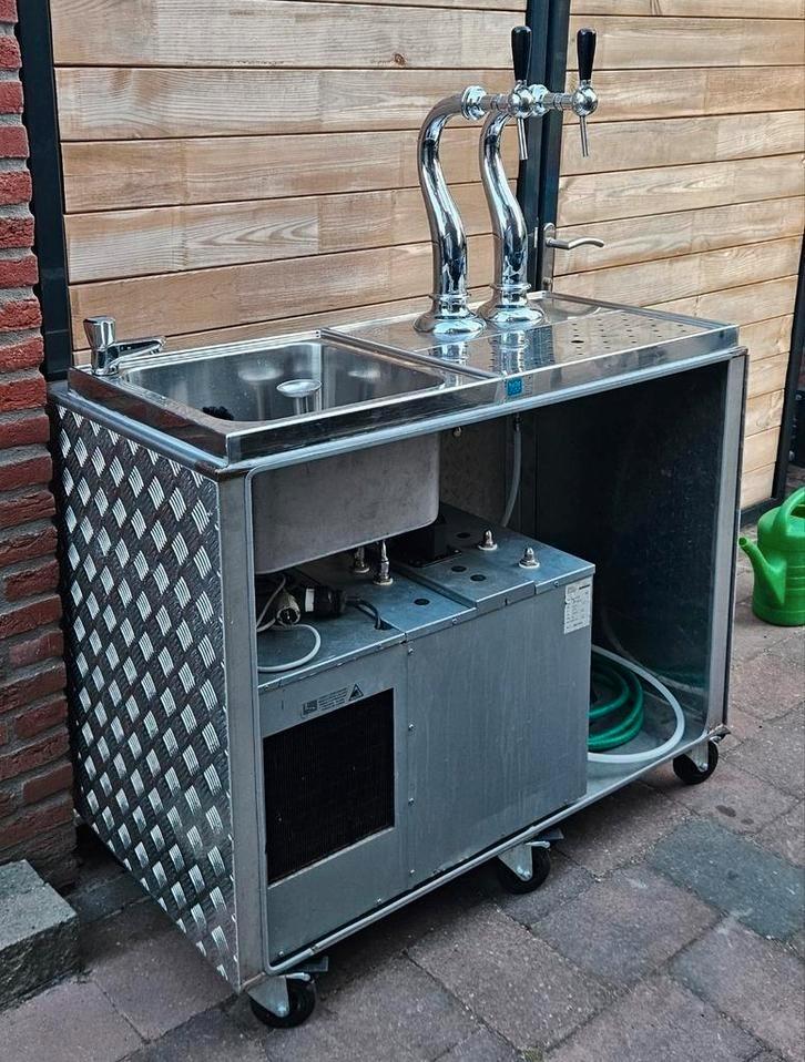 Barretje tap te huur, Huis en Inrichting, Barren, Zo goed als nieuw, Ophalen