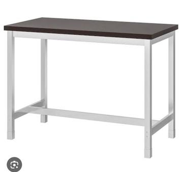 IKEA Utby Tafel - Hoge Kwaliteit beschikbaar voor biedingen