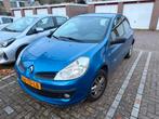 Renault Clio 1.2 16V 75 pk 3D 2006 Blauw, Auto's, Renault, Voorwielaandrijving, 74 pk, 4 cilinders, Blauw