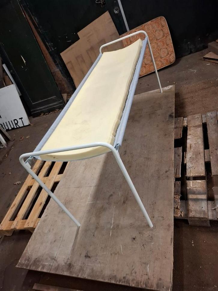 Compact Stapelbed / Logeerbed - Kip Deluxe Caravan, Caravans en Kamperen, Caravan accessoires, Ophalen