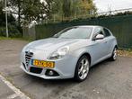 Alfa Romeo Giulietta 1.4 Turbo Automaat/Navi/Cruise/PDC….., Auto's, 65 €/maand, Stof, 1280 kg, 4 cilinders