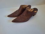 Slippers punt maat 38 bruin, Ophalen of Verzenden, Zo goed als nieuw, Bruin