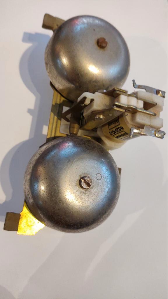 Oude PTT Telefoonbel - Wekt het hele huis!, Huis en Inrichting, Deurbellen, Gebruikt, Bedraad, Ophalen of Verzenden