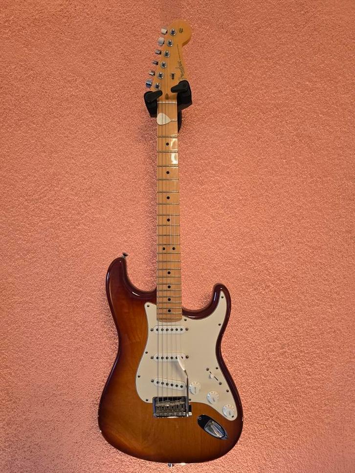 Fender Stratocaster American Standard Sienna Sunburst, Muziek en Instrumenten, Snaarinstrumenten | Gitaren | Elektrisch, Zo goed als nieuw