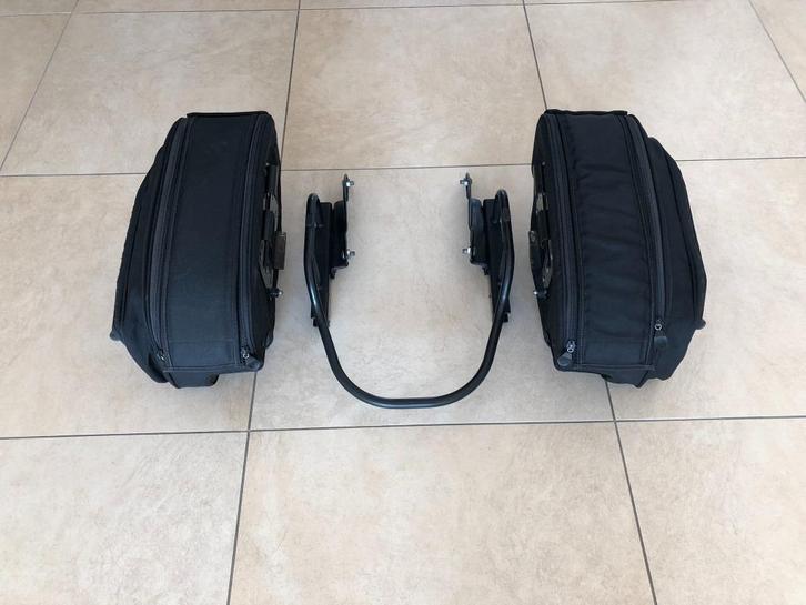 Harley Davidson VRSCD 2007 stoffen ZIJTASSEN + BEUGELS izgst, Motoren, Onderdelen | Harley-Davidson, Gebruikt, Ophalen