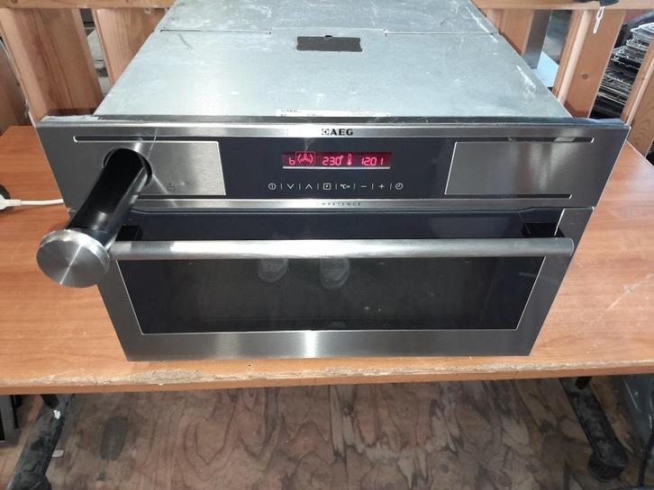 NETTE 38CM HOGE AEG HETE LUCHT OVEN MET STOOMFUNCTIE TE KOOP, Witgoed en Apparatuur, Ovens, Gebruikt, Inbouw, Oven met grill, Minder dan 45 cm