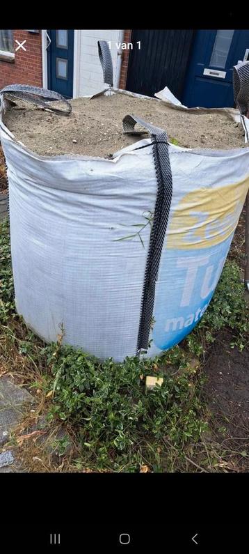 Bigbag ophoogzand gratis beschikbaar voor biedingen