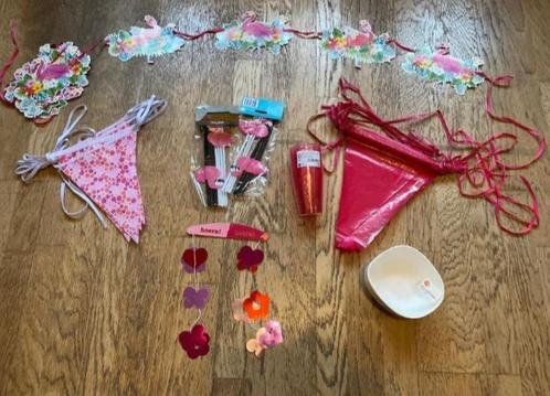 Roze slingers / kinderfeestje versiering flamingo, Hobby en Vrije tijd, Feestartikelen, Zo goed als nieuw, Versiering, Verjaardag