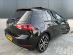 Volkswagen Golf 1.5 TSI 7-DSG Zwart Xenon R Leer Pano VOL!, Auto's, Volkswagen, 1498 cc, 4 cilinders, Zwart, Leder
