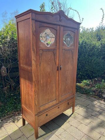 Antieke kleding/meidenkast 114x206x46 - zeer nette staat beschikbaar voor biedingen