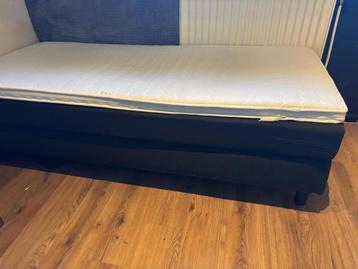 Boxspring 1 persoons beschikbaar voor biedingen