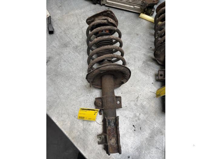 Schokdemperpoot rechts-voor van een Volvo V70, Auto-onderdelen, Ophanging en Onderstel, Volvo, Gebruikt, 3 maanden garantie, Ophalen of Verzenden