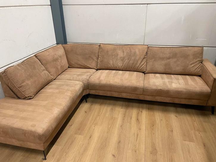 Mooie luxe cognac hoekbank - gereinigd, Huis en Inrichting, Banken | Bankstellen, Gebruikt, Hoekbank, Vierpersoons of meer, 250 tot 300 cm