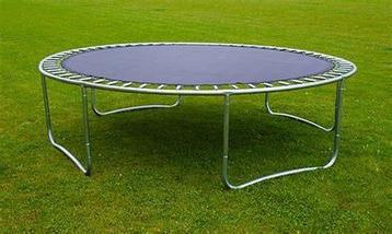 Ik kom gratis uw oude trampoline ophalen 2,40m+ beschikbaar voor biedingen