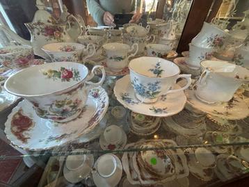 kop en schotels top merken royal Gien jager wedgwood enz beschikbaar voor biedingen