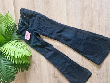 Flaired jeans maat 134 beschikbaar voor biedingen