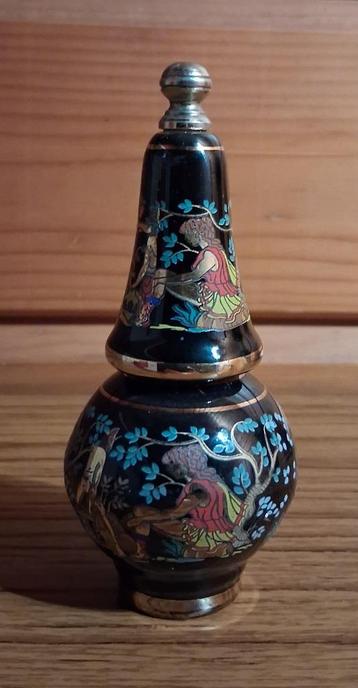 Grieks parfumflesje potje *eureka* beschikbaar voor biedingen