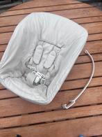 Stokke tripp trapp newbornset met speelboog, Ophalen, Zo goed als nieuw, Meegroeistoel