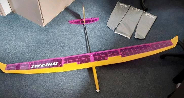 E - Res electro zwever 2 mtr +
extra romp F3 res met haak, Hobby en Vrije tijd, Modelbouw | Radiografisch | Vliegtuigen, Nieuw
