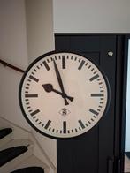 54CM GAVE INDUSTRIËLE GROTE TN METALEN NEBENUHR SLAVENKLOK, Ophalen of Verzenden