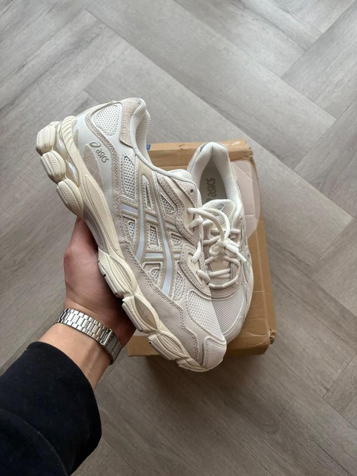 ASICS gel-nyc Cream / Putty Maat EU 43,5 Nieuw in doos, Kleding | Heren, Schoenen, Nieuw, Sneakers of Gympen, Overige kleuren