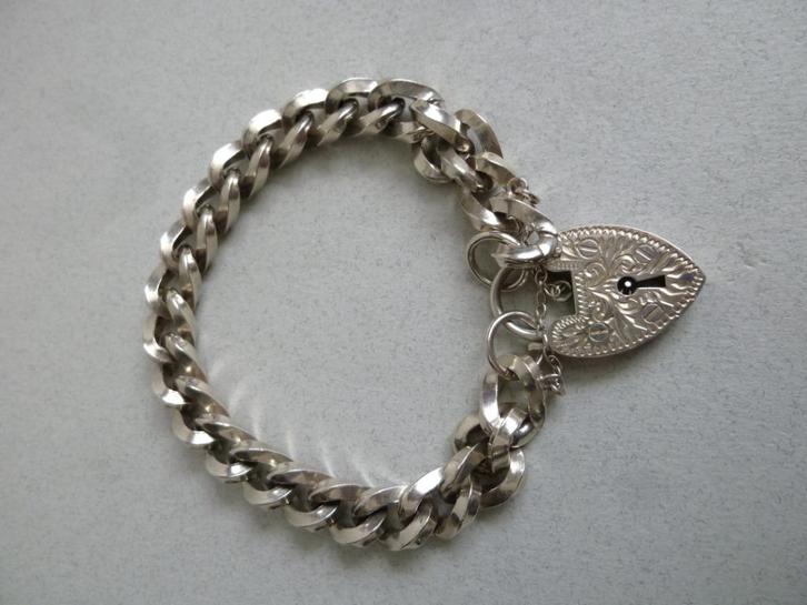 Oude Engelse bedelarmband/armband zilver 18,5 cm 37gram, Sieraden, Tassen en Uiterlijk, Antieke sieraden, Armband, Zilver, Verzenden