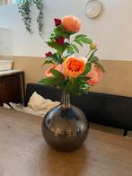 PRACHTIGE VAAS MET BLOEMEN, Ophalen of Verzenden, Zo goed als nieuw
