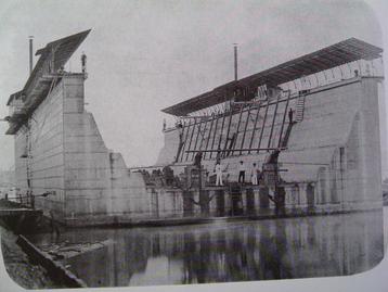 Modellen en het technologiebeleid van de Marine 1725 - 1885. beschikbaar voor biedingen