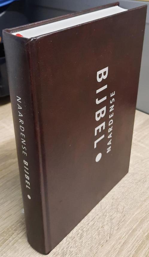 Naardense Bijbel 12e druk 2017 groot formaat, Antiek en Kunst, Antiek | Boeken en Bijbels, Ophalen of Verzenden