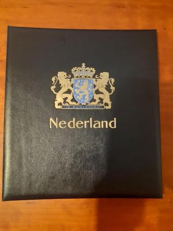 Net DAVO Album met Blokken Postfris 1965-2001 beschikbaar voor biedingen