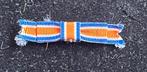 Revers strikje met speld MEDAILLE ORANJE NASSAU LID, Ophalen of Verzenden, Landmacht, Nederland, Lintje, Medaille of Wings