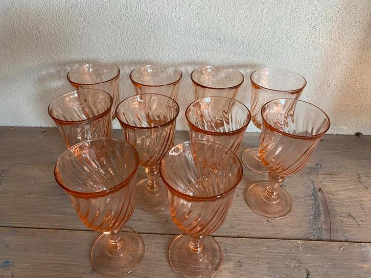 Franse Rosaline Swirl roze likeur glazen vintage glaasjes, Verzamelen, Glas en Borrelglaasjes, Zo goed als nieuw, Overige typen